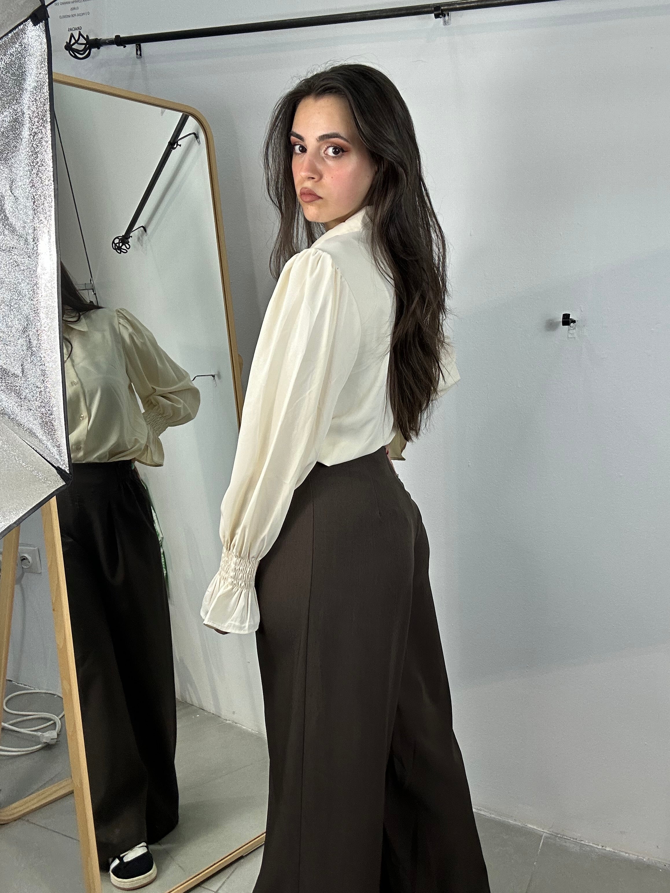 CAMISA BASICA ELEGANTE