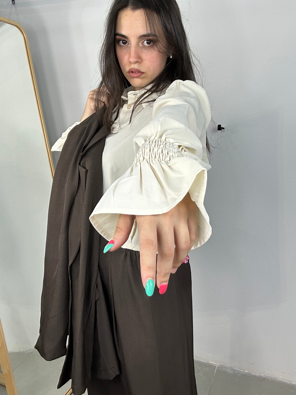 CAMISA BASICA ELEGANTE